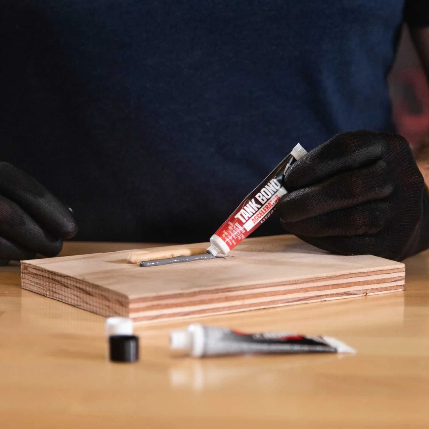 DAP Tank Bond 0.9 Oz. Heavy Duty Advanced Epoxy 6 DAP Tank Bond 0.9 Oz. Heavy Duty Advanced Epoxy - Image 4